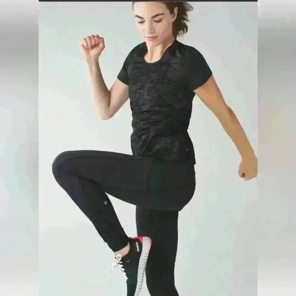 Lululemon Speed Tight III (Mesh)‎ Black - Picture 11 of 11